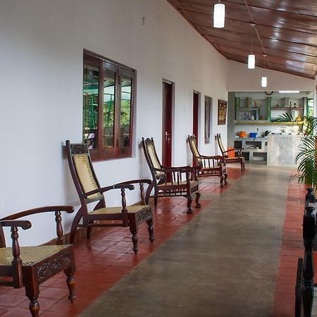 Udawatta Kele Villa Kandy Buitenkant foto
