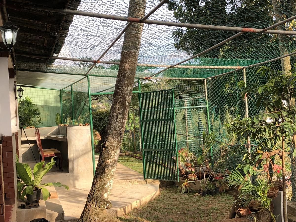 Udawatta Kele Villa Kandy Buitenkant foto